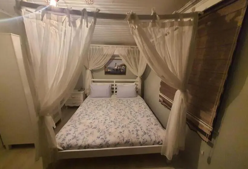 エコノミールーム, Beyazev Buti̇k Otel Maşuki̇ye