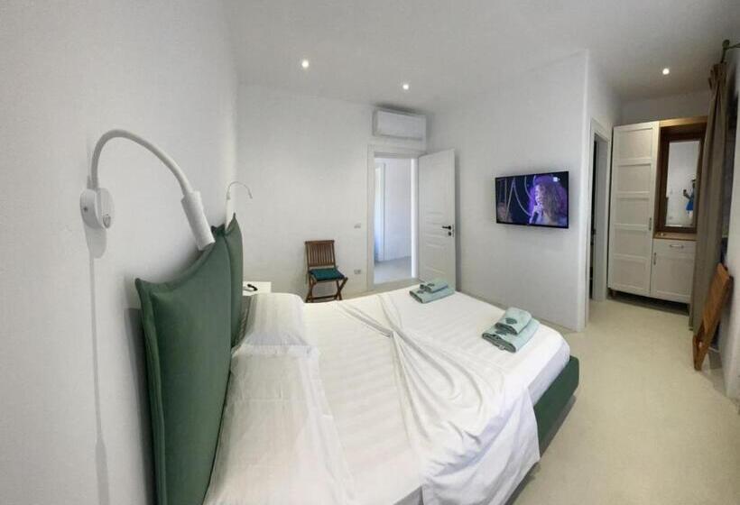 اتاق سوپریور, Luna