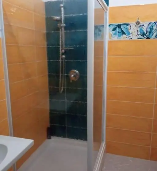 スタンダードルーム, A Casa Di Gi