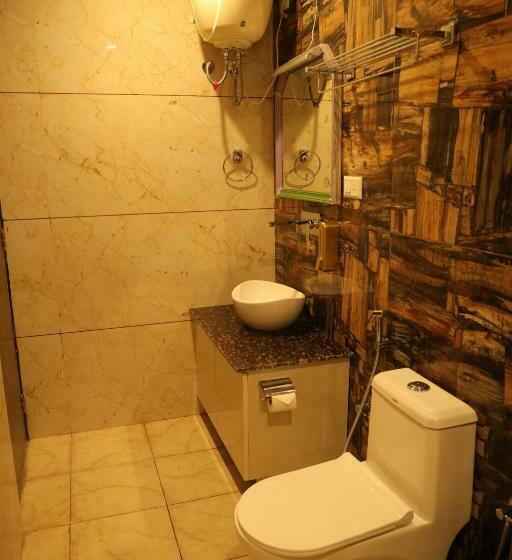 Стандартный Номер Кровать Кинг, Cordelia Inn By Devpaga Hotels Pvt Ltd