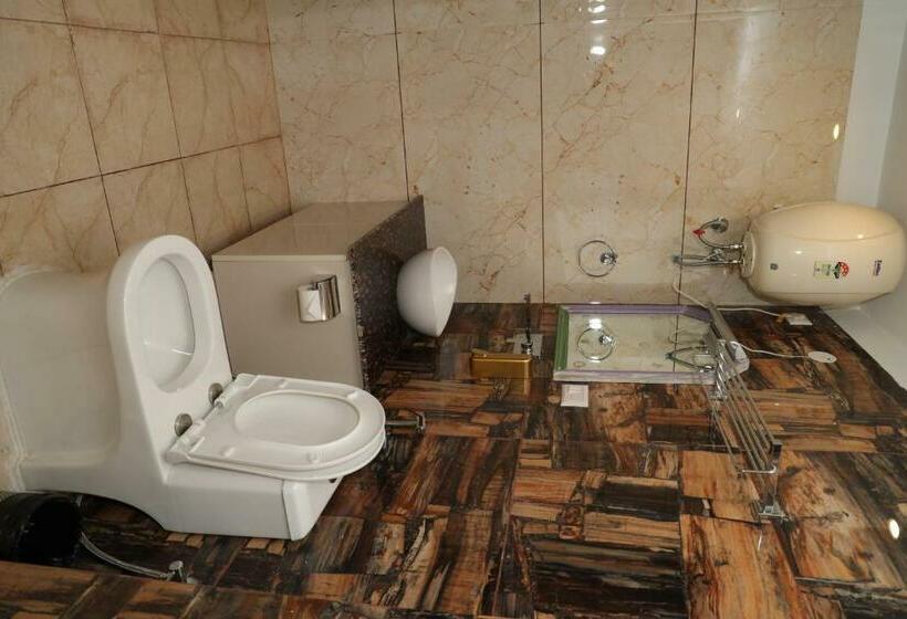 Стандартный Номер Кровать Кинг, Cordelia Inn By Devpaga Hotels Pvt Ltd