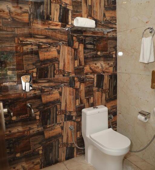 デラックスルーム, Cordelia Inn By Devpaga Hotels Pvt Ltd