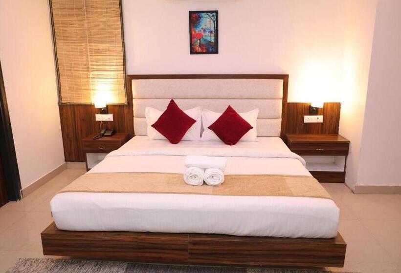 Стандартный Номер Кровать Кинг, Cordelia Inn By Devpaga Hotels Pvt Ltd