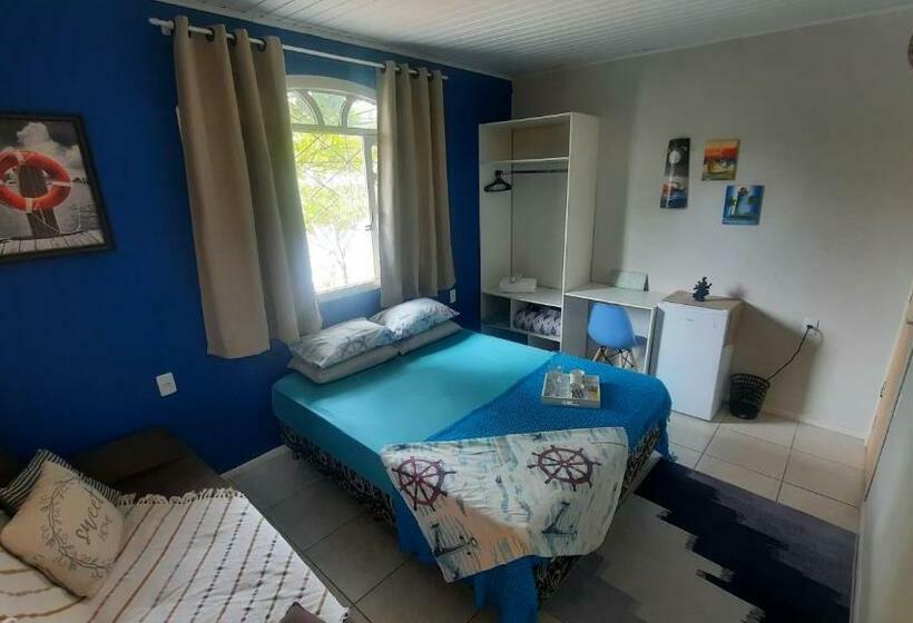 スタンダード４人部屋, Suíte Azul Com Smarttv, Cama Queen E Banheiro Privativo