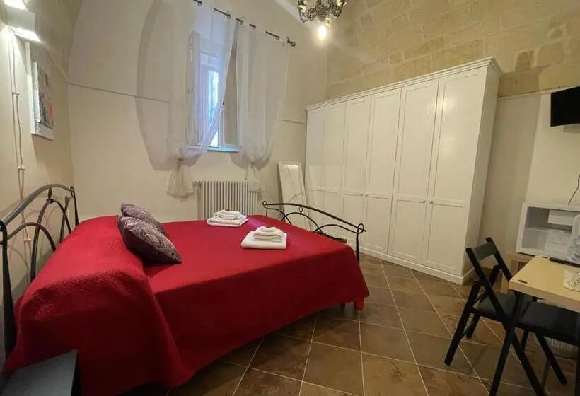 آپارتمان 1 خوابه با تراس, B&b Le Volte 27