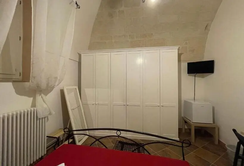 اتاق استاندارد سه نفره, B&b Le Volte 27