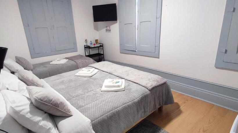 اتاق خانوادگی با سرویس بهداشتی مشترک, Vila Santa Cruz Guest House