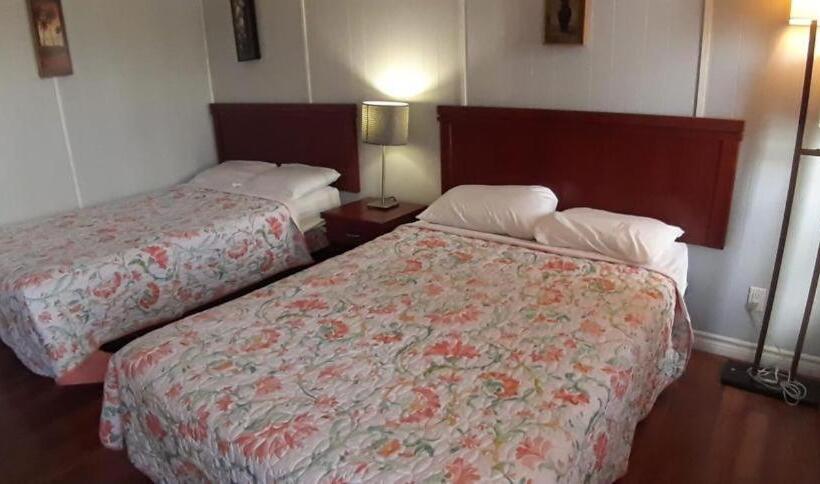 غرفة قياسية, Regal Motel