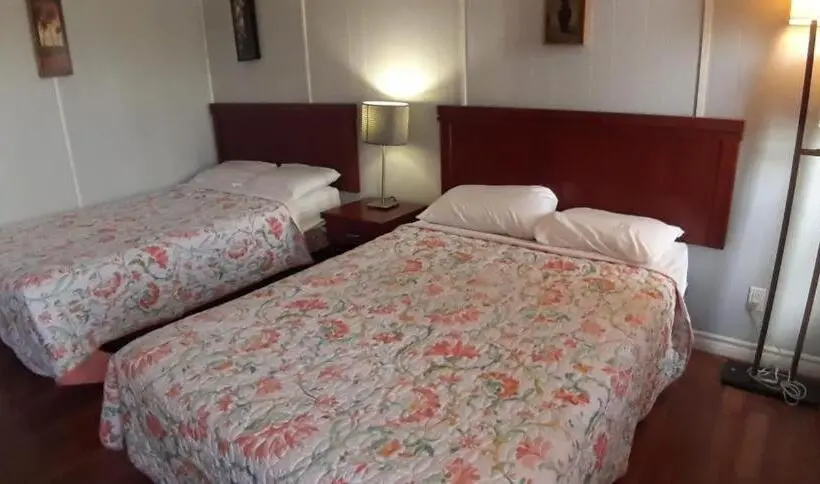 اتاق استاندارد, Regal Motel