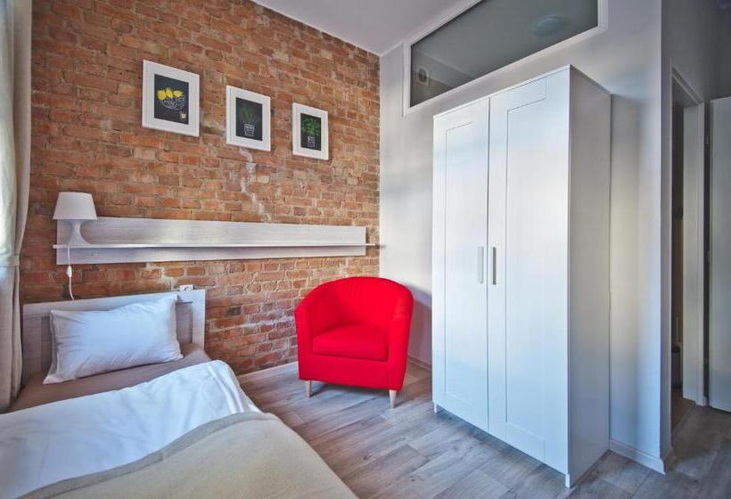 اتاق استاندارد یک نفره, Apartamenty Leszno