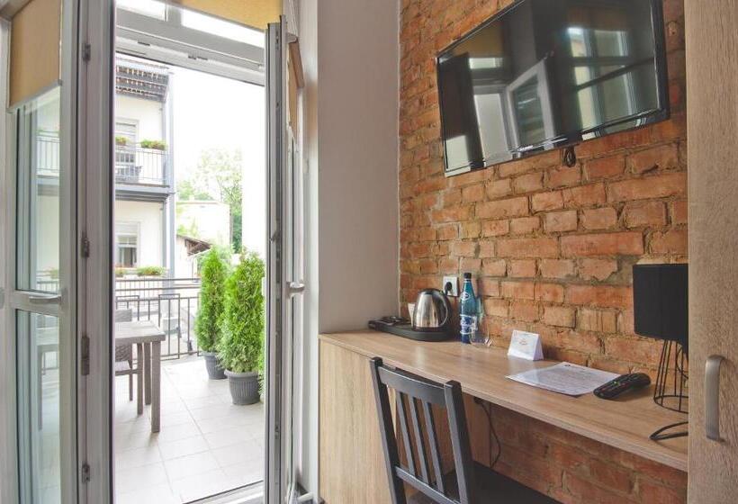 اتاق استاندارد یک نفره, Apartamenty Leszno