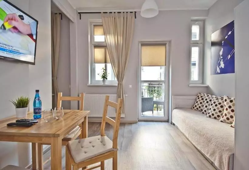 Comfort room with balcony, Apartamenty Leszno