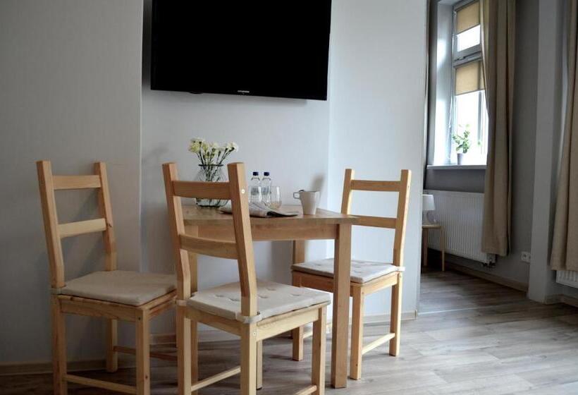 Comfort room with balcony, Apartamenty Leszno