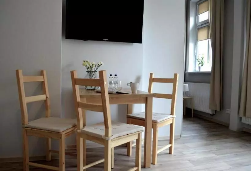 Comfort room with balcony, Apartamenty Leszno