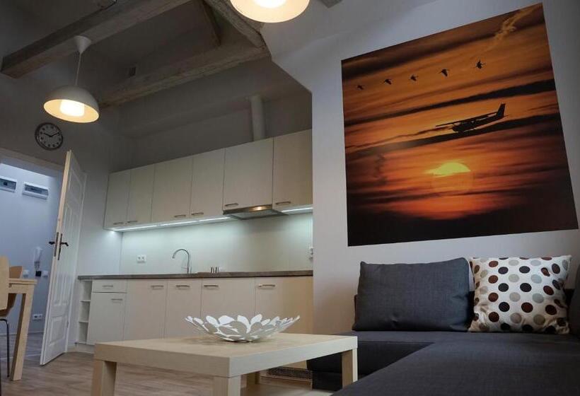 آپارتمان سوپریور 1 خوابه, Apartamenty Leszno