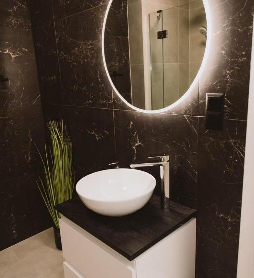 اتاق خانوادگی, Apartamenty Leszno