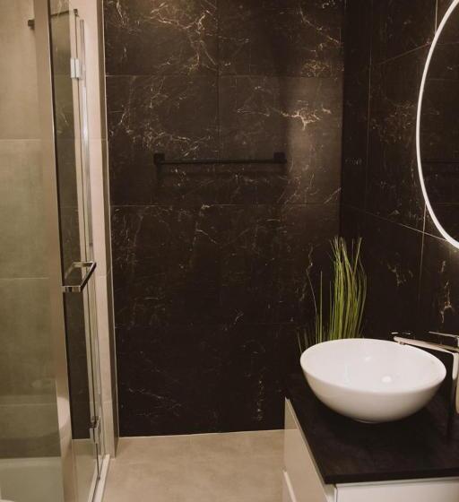 اتاق خانوادگی, Apartamenty Leszno