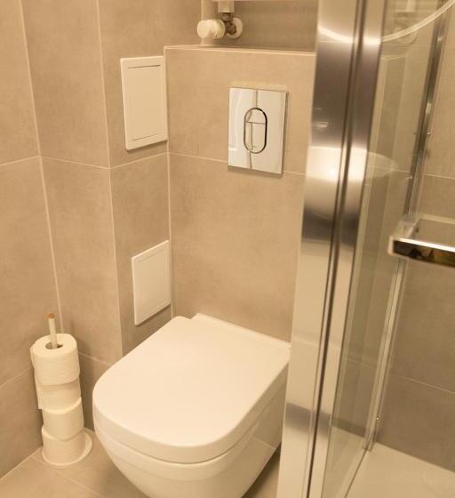 اتاق خانوادگی, Apartamenty Leszno