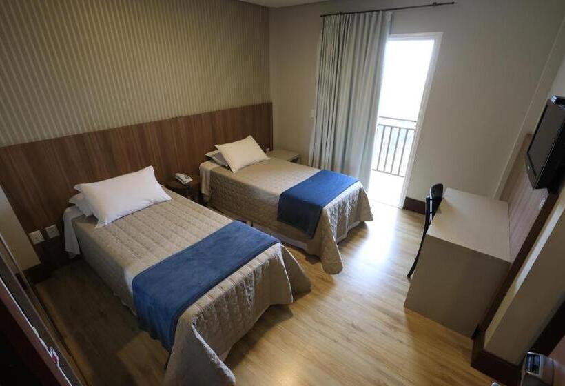 غرفة ديلوكس, Bormon