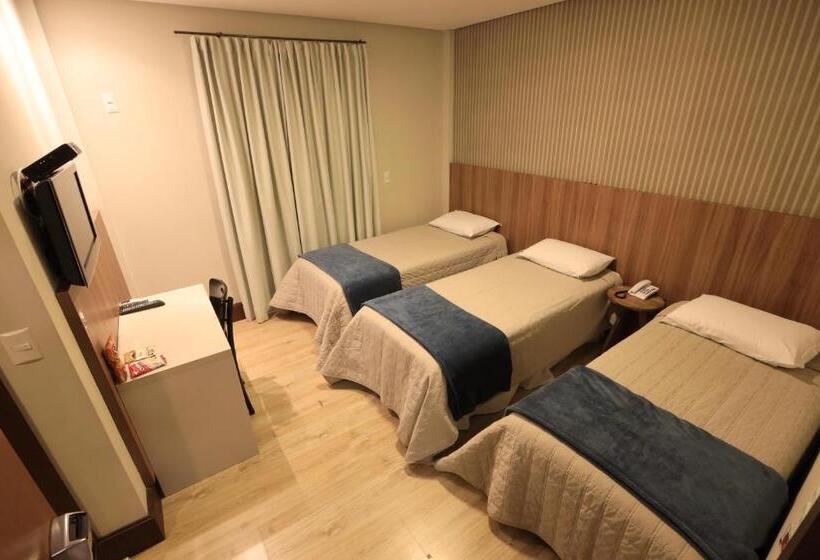 디럭스 트리플 룸, Bormon