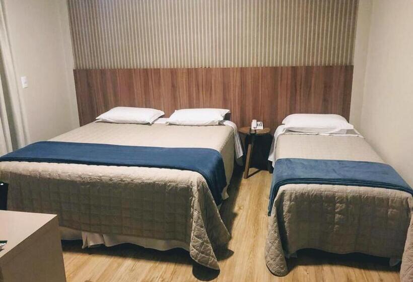 디럭스 트리플 룸, Bormon