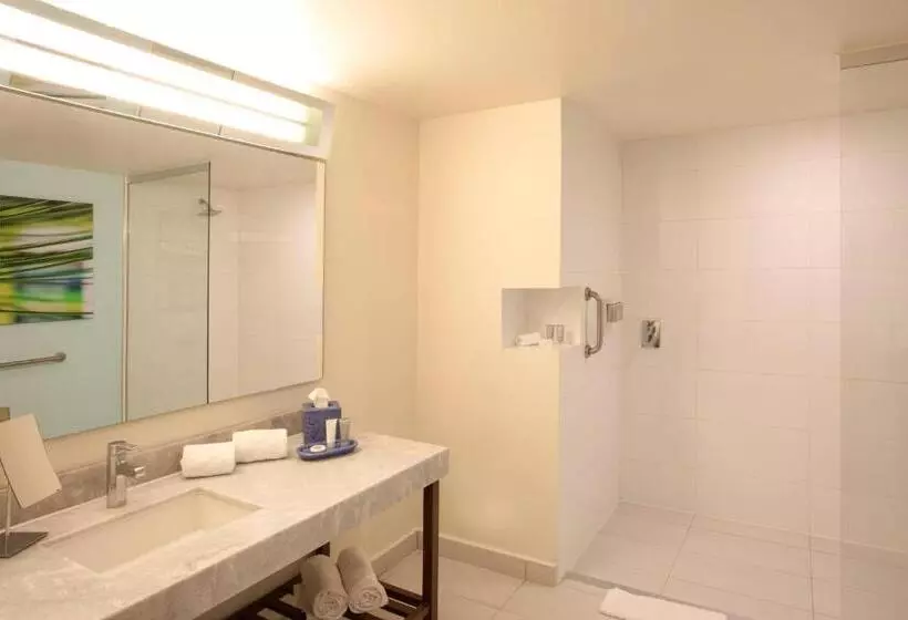 Standard-huone 2 Parivuodetta, Courtyard By Marriott Queretaro