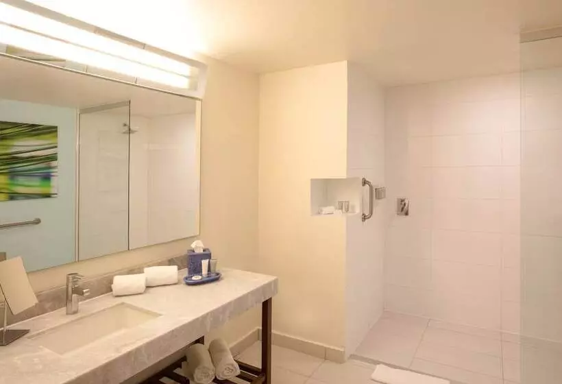Standard-huone 2 Parivuodetta, Courtyard By Marriott Queretaro