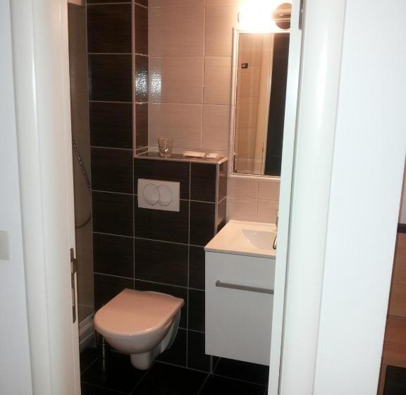 اتاق استاندارد, Dina