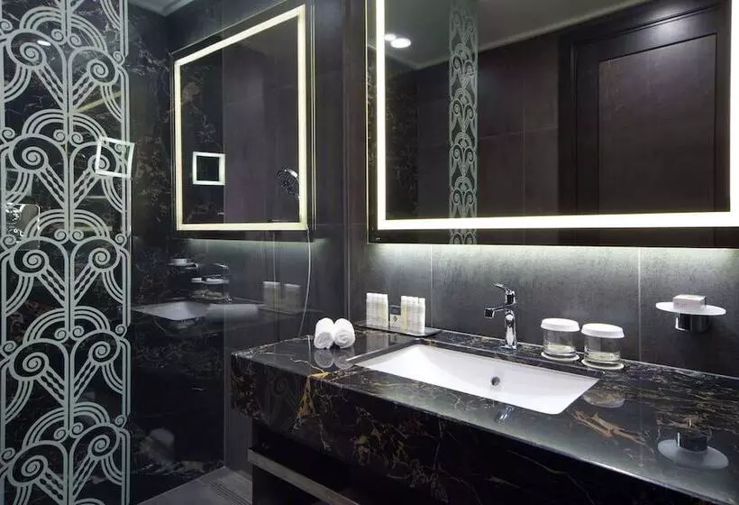 ダブルベッドスタンダードルーム, Doubletree By Hilton Hotel Minsk