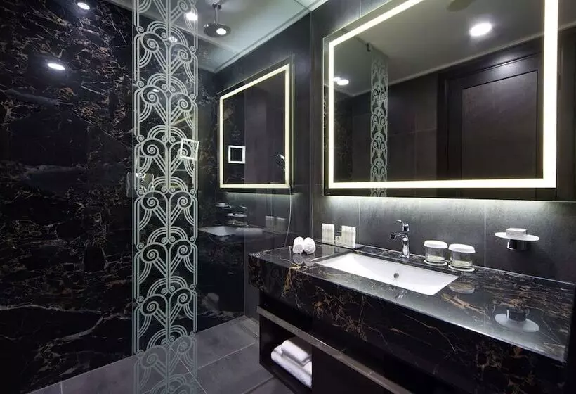 ダブルベッドスタンダードルーム, Doubletree By Hilton Hotel Minsk
