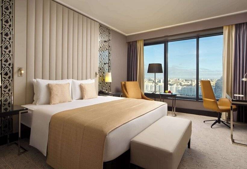 Номер Стандарт Двуспальная Кровать, Doubletree By Hilton Hotel Minsk