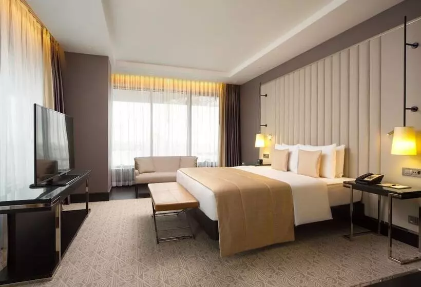 スイート, Doubletree By Hilton Hotel Minsk