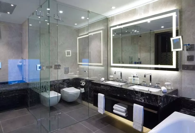 スイート, Doubletree By Hilton Hotel Minsk