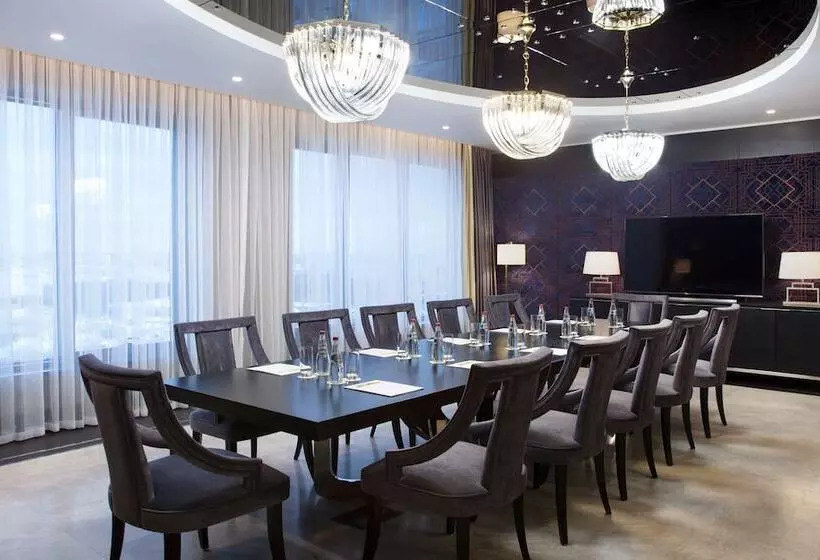 プレジデントスイートルーム, Doubletree By Hilton Hotel Minsk