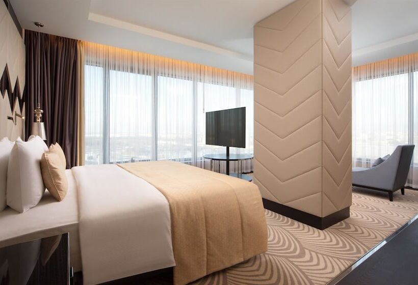 סוויטה נשיאותית, Doubletree By Hilton Hotel Minsk