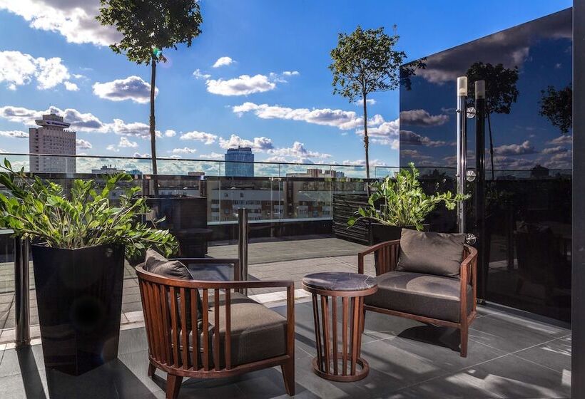 Номер Стандарт с Террасой, Doubletree By Hilton Hotel Minsk