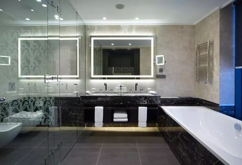 スイート, Doubletree By Hilton Hotel Minsk