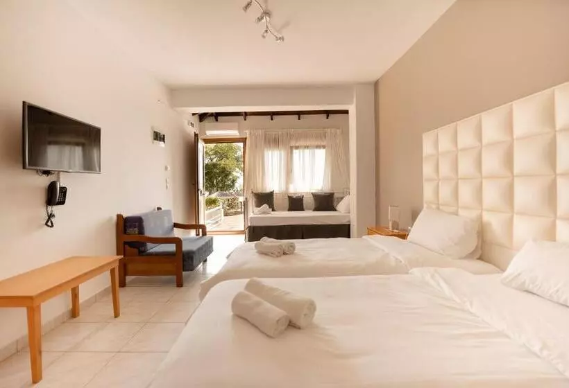 コンフォートトリプルルーム, Georgalas Sun Beach Resort