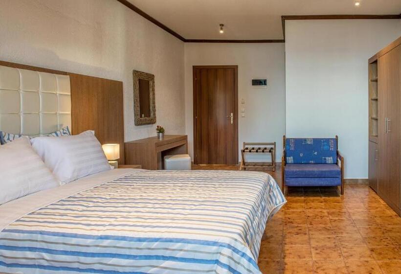 جناح جونيور مطلّ علي البحر, Georgalas Sun Beach Resort