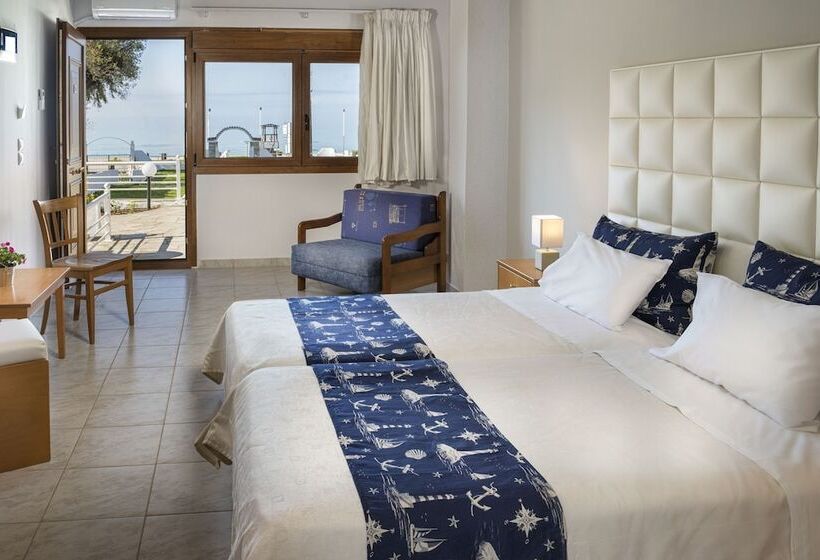 غرفة كومفورت ثلاثية, Georgalas Sun Beach Resort