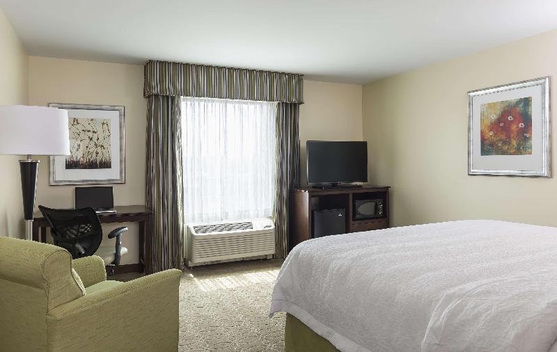غرفة قياسية سرير كينج, Hampton Inn & Suites Philadelphia Montgomeryville