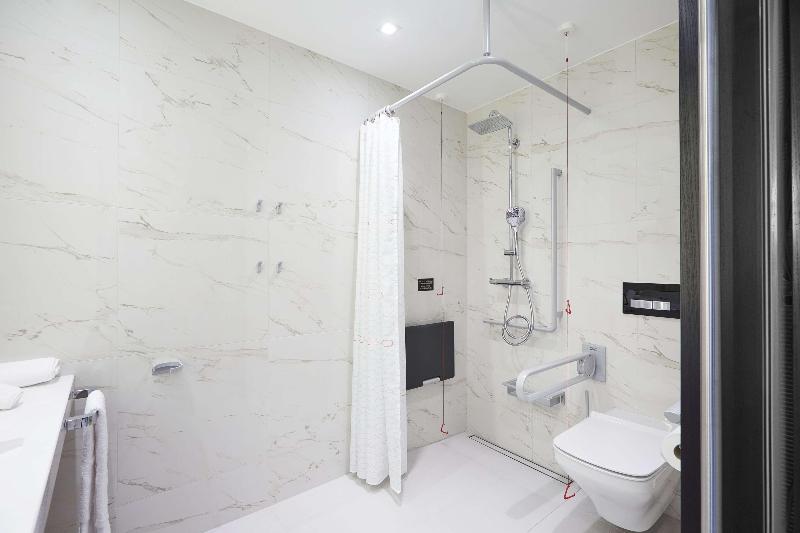 Стандартный Номер Кровать Кинг, Hilton Tallinn Park