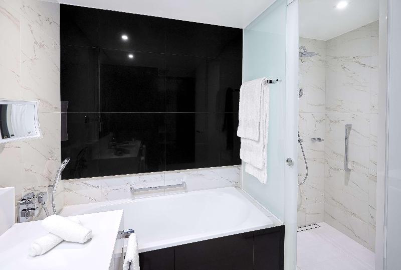 Номер Deluxe с Видом, Hilton Tallinn Park