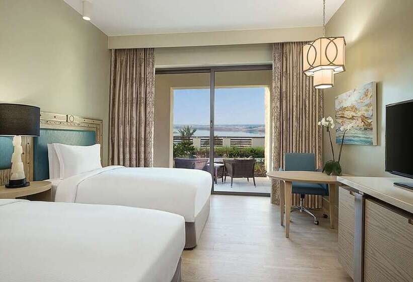 Номер Deluxe с Видом, Hilton Tallinn Park