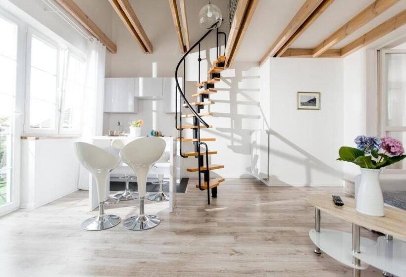 バルコニー付き1ベッドルームアパートメント, Hoff Dom Przy Morzu