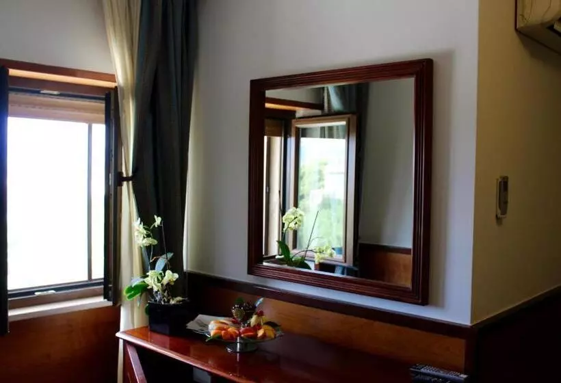 اتاق اکونومی یک تخته, Balconata 2.0 Banqueting & Accommodations