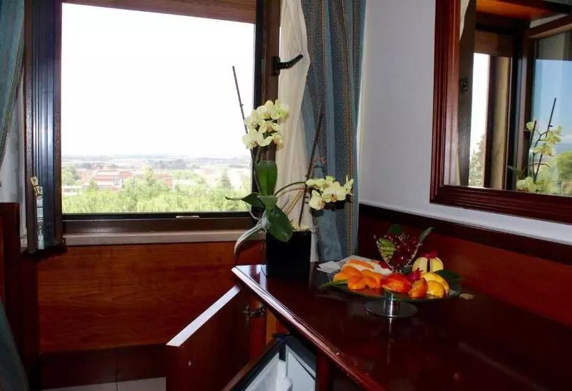 اتاق استاندارد سه نفره, Balconata 2.0 Banqueting & Accommodations