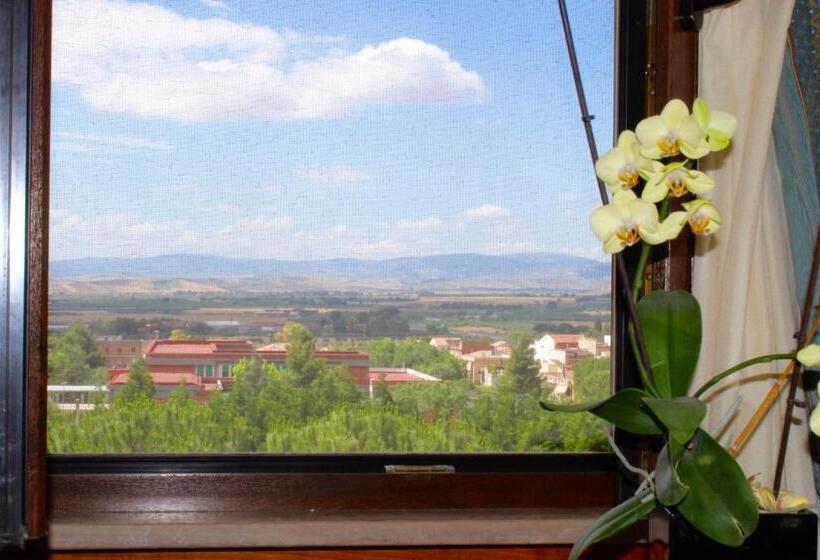 اتاق استاندارد سه نفره, Balconata 2.0 Banqueting & Accommodations