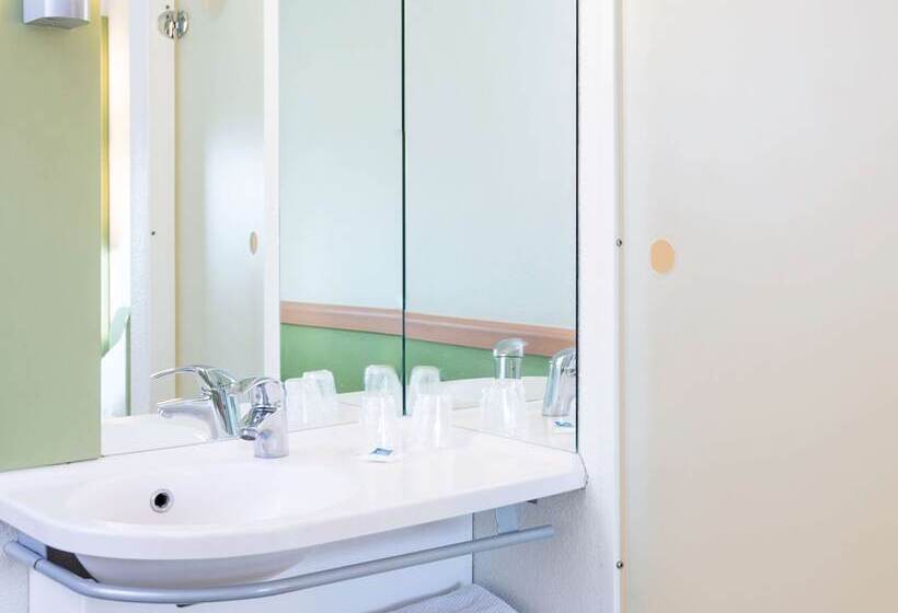 Номер Стандарт, Ibis Budget Lyon Gerland