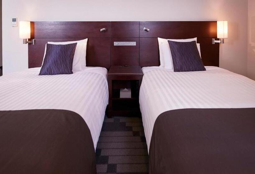 Номер Стандарт, Jr East Hotel Mets Yokohama Tsurumi